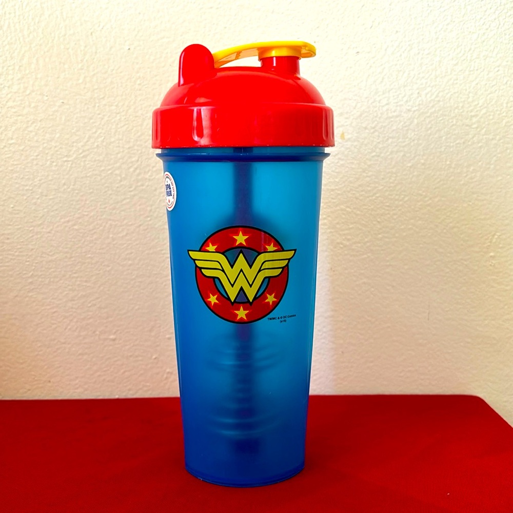 Wonder Woman Shaker Bottle